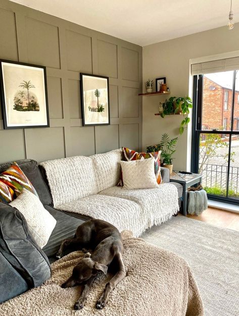 Living Room Panelling, Snug Room, Flat Decor, Living Room Decor Fireplace, Cosy Living Room, Up House, Lounge Decor, My Living Room, Decor Home Living Room