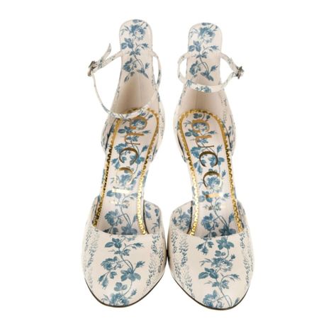 New In Box - Never Worn Style Sold Out Everywhere! Bought For Wedding But Chose To Wear Different Option. The Perfect ‘Something Blue’ For That Special Day! Gucci Leather D'orsay Pumps Retail$ 1,400 Eu 41 | Us 10.5 Ivory And Blue Floral Print Round-Toes Stiletto Heels Buckle Closure At Ankles Includes Box & Dust Bag Rob Rausch, Wildflower Wildfire, White Gucci Shoes, Gucci Floral, Shoes Gucci, Blue Heels, Gucci Leather, White Heels, Blue Floral Print