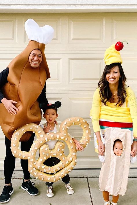 Disney Food Costumes, Dole Whip Costume, Halloween Costumes For Families, Costumes For Family, Disney Family Costumes, Jasmine Halloween Costume, Sibling Halloween Costumes, Halloween Costumes For Family, Themed Halloween Costumes