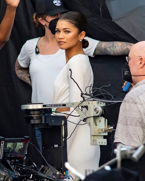 Zendaya Smart Water, Anne Wheeler, Mode Zendaya, Tom Holland Zendaya, Rich Girl Lifestyle, The Greatest Showman, Zendaya Coleman, Bella Thorne, Emmy Award