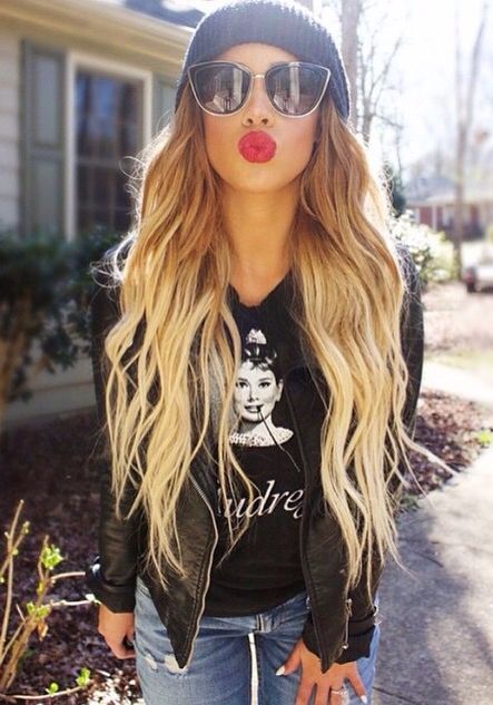 LOVE!!! Beanie Hairstyles, Look Adidas, Estilo Indie, Vlasové Trendy, Estilo Rock, Populaire Outfits, Long Blonde, Ținută Casual, Long Blonde Hair