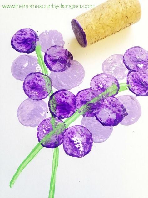 Flower crafts for kids: Wine Cork Stamp Flowers by The Homespun Hydrangea Craft Activities For Toddlers, Spring Arts And Crafts, Arts And Crafts For Teens, Wine Cork Crafts, Spring Crafts For Kids, Crafts For Seniors, Art And Craft Videos, Cork Crafts, Crafts For Kids To Make