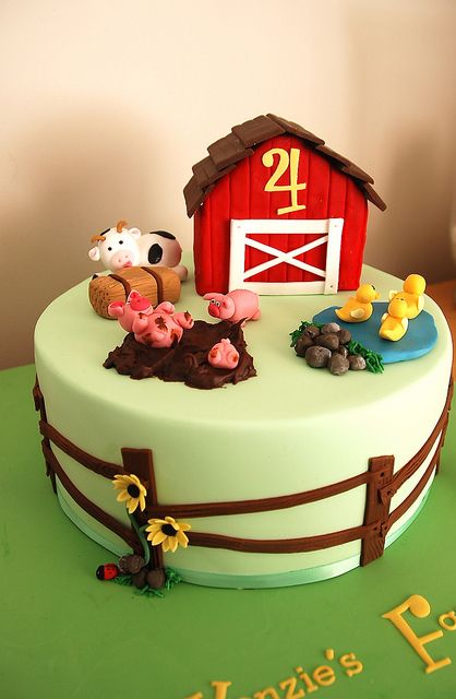 Barn Farm cake by Jen Geha - For all your cake decorating supplies, please visit craftcompany.co.uk Farm Birthday Cakes, Barnyard Cake, Barn Cake, Farm Animal Cakes, Farm Theme Birthday, Farm Cake, 2 Birthday Cake, Farm Animal Birthday, Barnyard Birthday