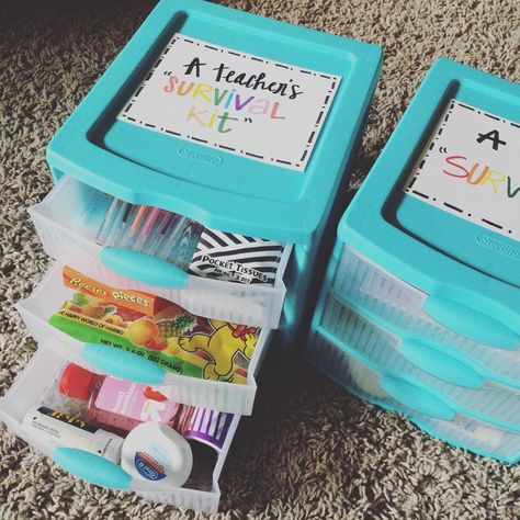 68 Likes, 13 Comments - b e t h (@joyfuliving) on Instagram: “This year's teacher gifts! 'A+ Teacher Survival Kits'  Our love for our teachers is somethin'…” Teacher Aide Gifts, First Aid Kit Travel, Survival Kit For Teachers, Teacher Survival, Student Teacher Gifts, Teacher Birthday Gifts, Teacher Birthday, Teachers Diy, Teachers Aide