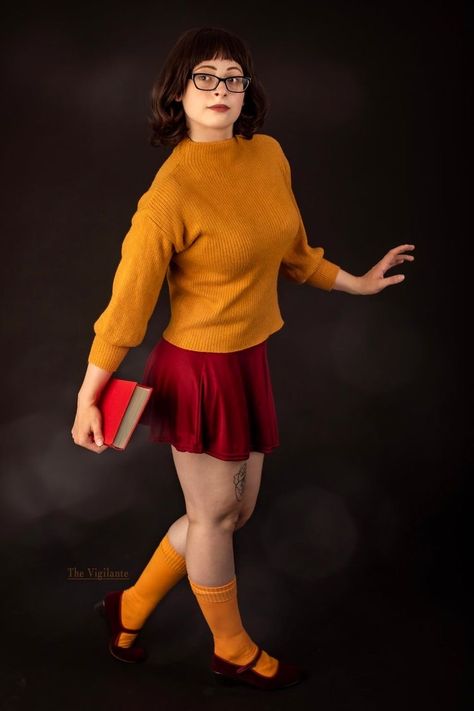 Velma From Scooby Doo, Scooby Doo Halloween Costumes, Velma Costume, Velma Cosplay, Velma Scooby Doo, Scooby Doo Halloween, Daphne And Velma, New Scooby Doo, Velma Dinkley