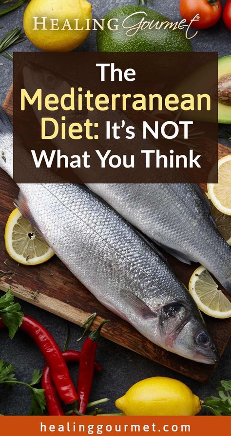 Mediterranean Diet Principles, What Is The Mediterranean Diet, Nutritional Healing, Mediterranean Diet Food List, Mediterranean Foods, Diet Myths, Food Boards, Salt Pork, Lean Pork