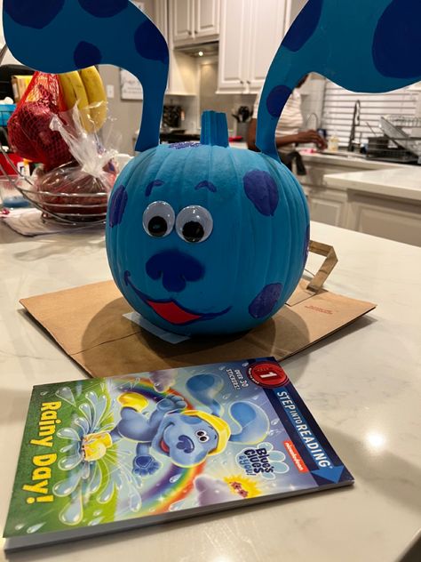 Pumpkin Painting Childrens Books, Blues Clues Pumpkin, Blue Painted Pumpkins Ideas, Pumpkin Painting Ideas From Books, Easy Small Pumpkin Painting Ideas, Boy Pumpkin Painting Ideas, Book Characters Pumpkin Decorating, Blue Pumpkin Painting Ideas, Storybook Pumpkins Book Characters