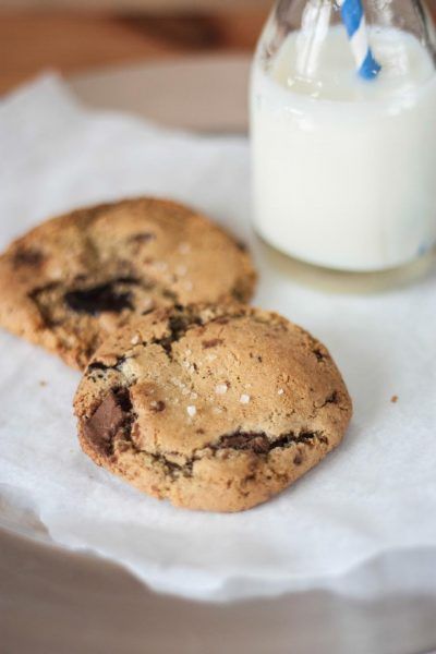 12 Delicious Duck Egg Recipes to Try As Soon As Possible Recipes Using Duck Eggs, Vegan Chocolate Chip Cookie Recipe, Vegan Chocolate Chip Cookies, Keto Chocolate Chips, Duck Eggs, Peanut Butter Chocolate Chip Cookies, Low Carb Chocolate, Chip Cookie Recipe, Chocolate Chunk Cookies