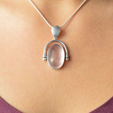 Horn Pendant Necklace, Rose Quartz Jewelry, Rose Quartz Pendant, Swarovski Necklace, Quartz Jewelry, Silver Jewelry Fashion, Jewelry Sterling Silver, Silver Jewelry Rings, Silver Jewelry Handmade