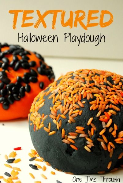 Halloween Playdough, Playdough Ideas, Preschoolers Activities, Bonnie Und Clyde, Thanksgiving Activities Preschool, Halloween Sensory, Turkey Crafts, Nursery Activities, Toddler Sensory