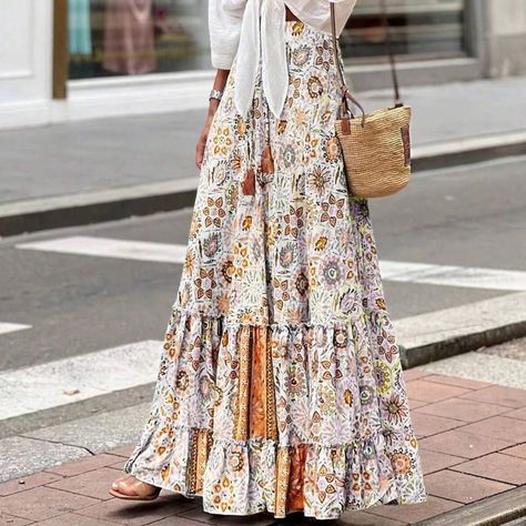 Floral maxi skirt outfit