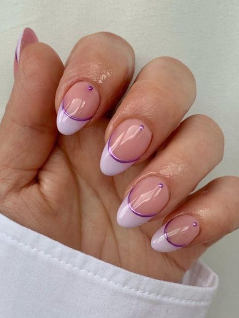 Almond-shaped, lavender French tips with a purple line Short Almond Shaped Nails, Almond Acrylic Nails Designs, Light Purple Nails, Hard Nails, Purple Nail Polish, Happy Nails, Almond Acrylic Nails, Almond Nail, Nails Fall