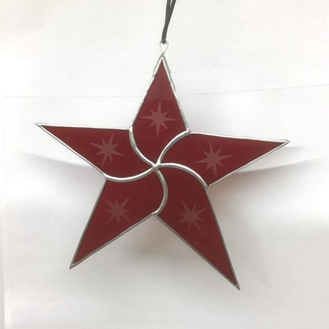 Stained Glass Christmas Trees Pattern, Stained Glass Stars Christmas, Stained Glass Star Pattern, Stained Glass Christmas Ornament Pattern, Christmas Stained Glass Ornaments, Stained Glass Stars, Christmas Flash, Stained Glass Star, Stained Glass Patterns Free