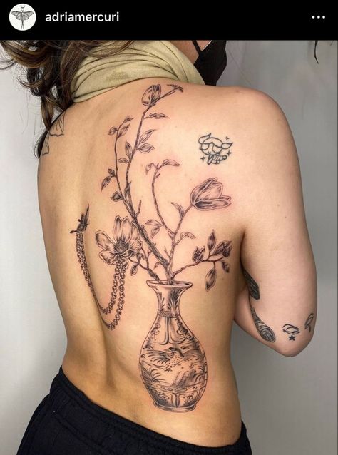 Back Tattoo Full Women, Woman Back Piece Tattoo, Large Tattoo Pieces, Back Peice Ideas Tattoo Women, Back Tattoo Women Lower, Full Back Tattoo Women Flowers, Back Tattoo Women Flower, Large Tattoos For Women, Large Back Tattoos For Women