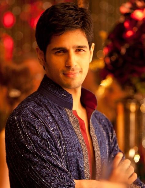 Sid Malhotra Aesthetic, Soty Aesthetic, Siddarth Malhotra Aesthetic, Siddarth Malothra, Sidharth Malhotra Wallpapers, Sidharth Malhotra Cute, Sidharth Malhotra Aesthetic, Siddhart Malhotra, Siddarth Malhotra