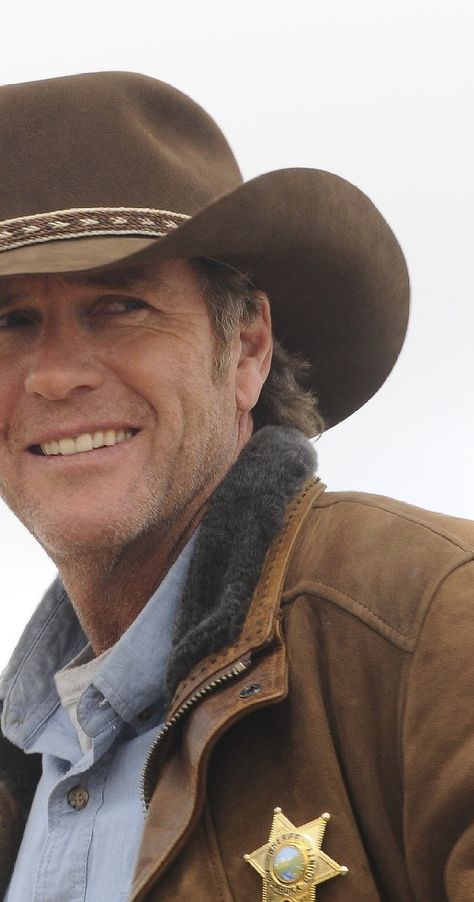 Sheriff Walt Longmire - he can arrest me any day Robert Taylor Australian Actor, Robert Taylor Longmire, Walt Longmire, Longmire Tv Series, Robert Taylor, Australian Actors, Cowboys And Indians, Great Tv Shows, Western Movies