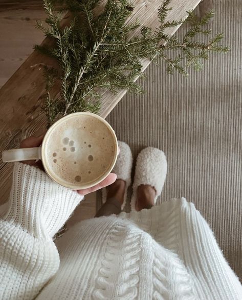 Winter Hygge, Nordic Lifestyle, February Holidays, Cottage Aesthetic, Mad Tea Party, Sparks Joy, Winter Is Here, Slow Life, Winter Aesthetic