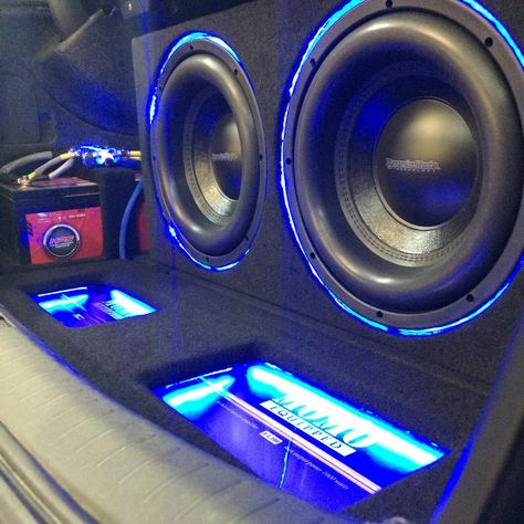 Custom Car Audio, Sound System Car, Subwoofer Box Design, Car Stereo Systems, Car Audio Installation, Car Audio Subwoofers, Audi Car, Custom Car Interior, Subwoofer Box