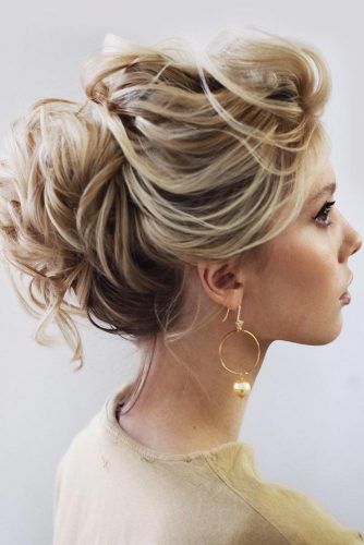 Prom Hair Updos, Boho Bun, Messy Hair Updo, Prom Hair Updo, Hair Crimper, Messy Updo, Peinados Recogidos, Diane Keaton, Prom Updos