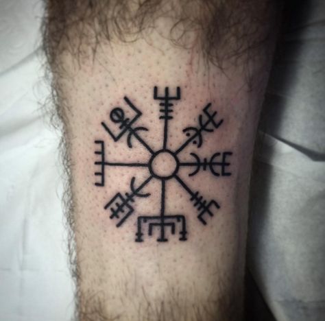 Norse Compass Tattoo Design, Viking Protection Tattoo, Norse Compass Tattoo, Ancient Symbols Tattoo, Tattoos Viking, Viking Compass Tattoo, Compass Tattoo Meaning, Viking Tattoos For Men, Protection Tattoo