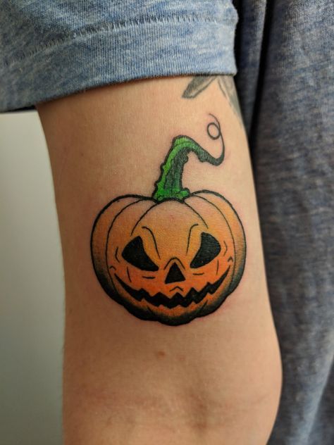 Halloween Pumpkin Tattoo, Jackolantern Tattoo, Halloween Themed Tattoos, Colorado Tattoos, Jack Tattoo, Wolf Den, Arvada Colorado, Pumpkin Tattoo, Studio Tattoo