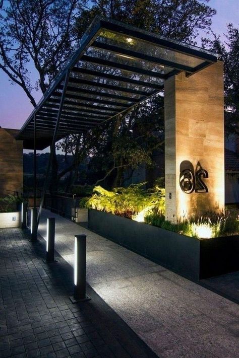 Garden Lighting Ideas, Small Front Yards, Modern Garden Lighting, Front Yard Decor, Diy Outdoor Lighting, Pergola Design, Pergola Designs, Patio Lighting, Outdoor Post Lights