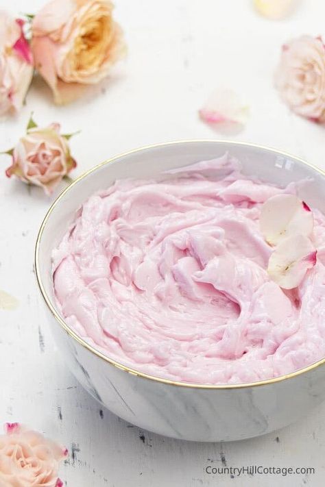 Diy Body Cream, Body Cream Recipe, Body Lotion Recipes, Rose Body Butter, Diy Body Butter Recipes, Homemade Lotion Recipe, Homemade Body Lotion, Rose Lotion, Rose Body Lotion