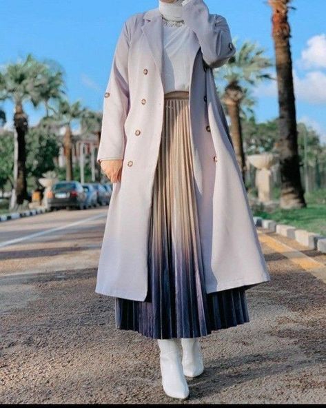 Winter Outfits Fashion Stylish, Modest Outfits Winter, Mode Kimono, Modern Hijab Fashion, Stylish Hijab, Mode Turban, Muslim Outfits Casual, Muslim Fashion Hijab Outfits, Hijabi Fashion Casual