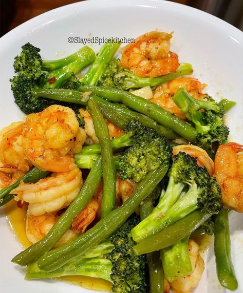 Healthy Shrimp Meals, Shrimp Meals, Healthy Lunch Meal Prep, Healthy Food Inspiration, Healthy Shrimp, Easy Healthy Meal Prep, Healthy Food Dishes, Health Dinner, Healthy Food Motivation