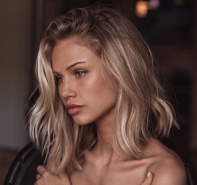 Scarlett Leithold Short Hair, Beautiful Woman Portrait, Scarlett Leithold, Scarlett Rose, Goth Hair, Hair Color Techniques, Hair Appointment, Beauty Shoot, Woman Portrait