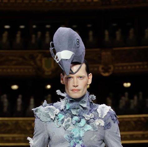 Thom Browne on Instagram: "... a bird in the hand ... the pigeon wears silk-cotton thread feathers layered over a beaded, sequin encrusted bodice with molded jacket skirt, and heel-less saddle platforms. thom browne couture 2023 collection. #thombrowne #thombrownecouture" Pigeon Costume, Couture 2023, The Pigeon, 2023 Collection, Gotham City, The Hand, Thom Browne, Cotton Thread, Gotham