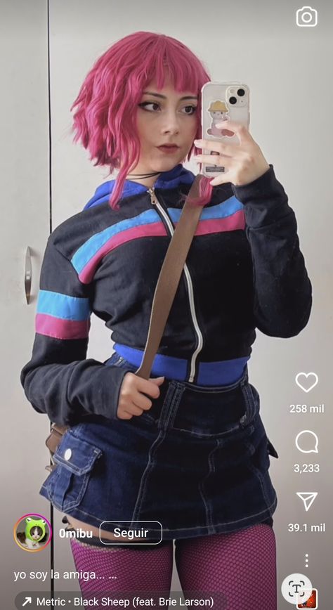 Romona Flowers Cosplay, Scott Pilgrim Vs The World Cosplay, Scott Pilgrim And Ramona Flowers Costume, Ramona Flowers Inspired Outfit, Ramona Flowers Style, Ramona Flowers Outfit Inspired, Ramona Flowers Outfit Style, Ramona Flowers Pink Hair, Scott Pilgrim Cosplay