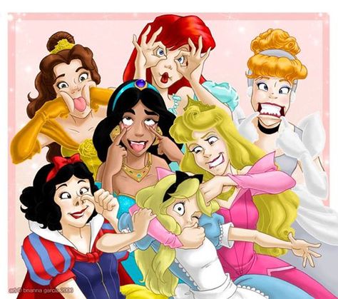 Disney Princesses , making funny faces ! Disney Humor, Princesse Disney Swag, Princes Disney, Disney Princess Funny, Prințese Disney, Images Disney, Karakter Disney, Camera Art, Film Disney