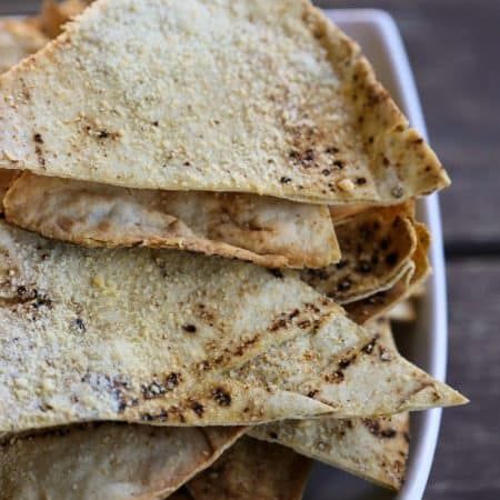 Pita Chips Recipe, Oven Baked Chicken Parmesan, Goat Cheese Appetizer, Baked Tortilla Chips, Homemade Tortilla Chips, Homemade Pantry, Veggie Chips, Healthy Appetizer Recipes, Home Fries