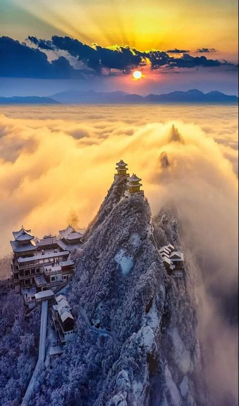 Laojun Mountain, Mountain China, Groningen Netherlands, Sunrise Scenery, Mountains Aesthetic, Chinese Landscape, Mountain Photography, Exotic Places, Amazing Travel Destinations