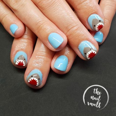 Shark Nail Art, Shark Nails, Fish Nails, Hand Painted Nail Art, Nail Art For Kids, Animal Nail Art, Polish Manicure, Gel Polish Manicure, Animal Nails