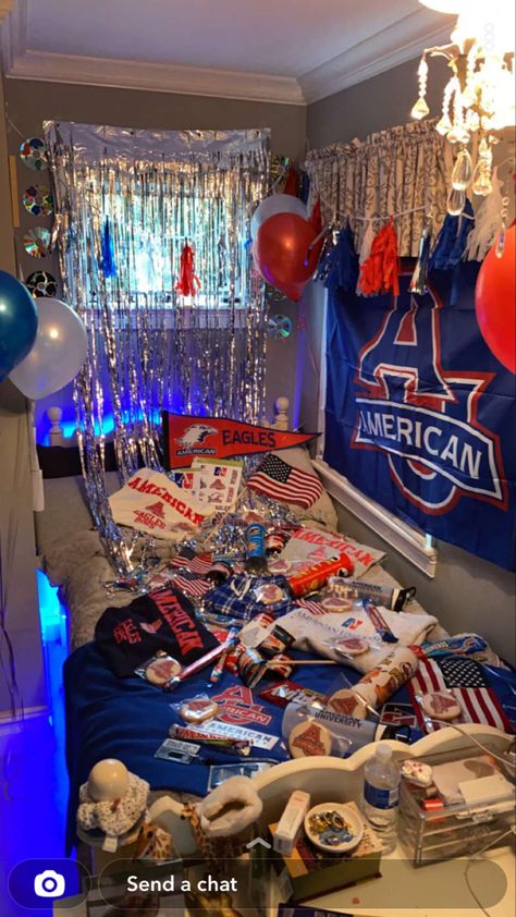 ❤️🧿🤍 American Frat Party, Impreza Tematyczna, 2013 Aesthetic, Highschool Party, College Bed, Collage Party, College Vibes, High School Parties, Bed Party