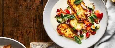 Cooking Halloumi, Entertaining Dishes, Halloumi Salad, Shawarma Recipe, Quick Vegetarian Meals, Easy Grilling, Midweek Meals, Diced Tomatoes, Fresh Salads