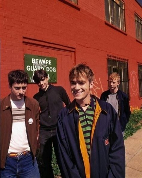 Blur Parklife, Alex J, Alex James, Graham Coxon, Damon Albarn, Popular People, Motion Blur, Guard Dogs, Alex Turner