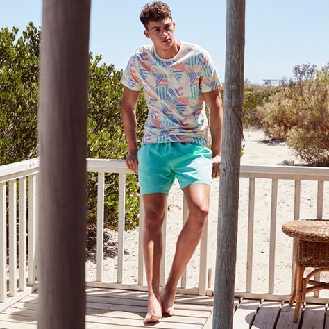 Male Portraits, Preppy Men, Michael Johnson, Mens Casual Outfits Summer, Spring Clothing, Boys Summer, Guy Stuff, Boys Summer Outfits, Hang Ten