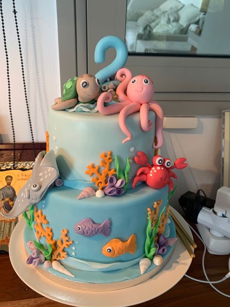 Fondant covered cake Sea Animals Birthday Cake, Underwater Themed Cake, Under The Sea 1st Birthday Cake, Fondant Sea Creatures, Sea Animal Birthday Cake, Sea Creature Birthday Cake, Underwater Cake Ideas, Under The Sea Cake Boy, Underwater Theme Cake