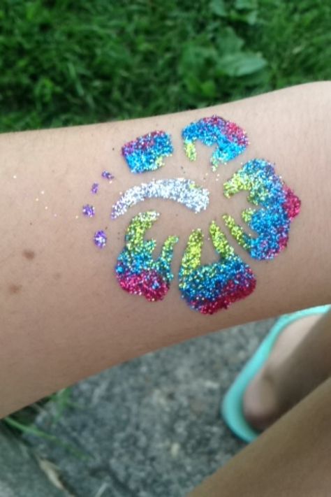 Glitter tattoo Keywest Kitten, Glitter Tattoo Kit, Glitter Tattoo Stencils, Airbrush Tattoo, Summer Tattoo, Kids Face Paint, Disney Princess Fashion, Glitter Tattoo, Glitter Art