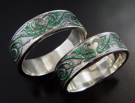 Kagome and Draco's Promise Rings. He has one too, but you haven't seem him where it yet. Needless to say, Kagome doesn't even know he has a matching ring yet. Silver with shards of emeralds scattered throughout the dragon engravings. Harry Potter Ring, Harry Potter Oc, Green Rings, Matching Ring, Matching Rings, Draco Malfoy, Wedding Themes, The Dragon, Cute Jewelry