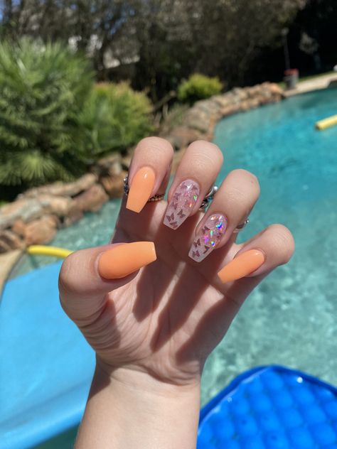 Nail Inspo Orange, Nails Butterflies, Orange Summer Nails, Orange Acrylic Nails, Orange Butterflies, Butterfly Nails, Orange Butterfly, Makeup Rooms, Butterfly Nail