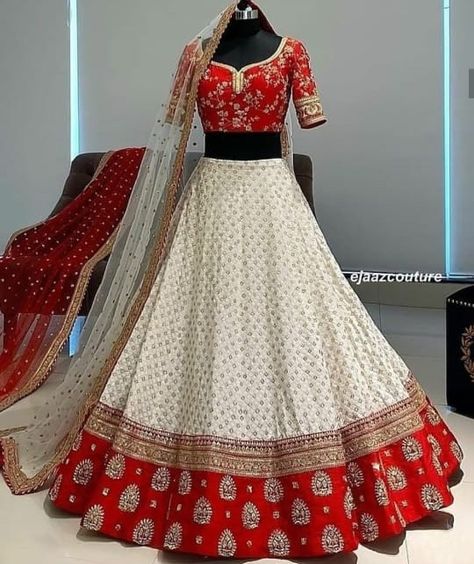 Avani Chaturvedi, Simple Bridal Lehenga, Red Bridal Lehenga, डिजाइनर कपड़े, Indian Bridesmaid Dresses, Lehenga Saree Design, Simple Lehenga, Latest Bridal Lehenga, Indian Outfits Lehenga