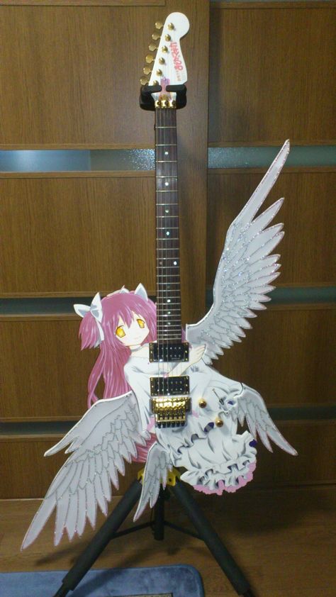 Electric Guitar Pfp, Gitar Vintage, Instruments Art, Nagisa Shiota, Electric Guitar Design, Cool Electric Guitars, Guitar Art, Puella Magi Madoka Magica, Guitar Design