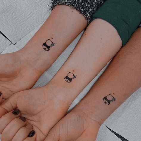 Trio Bestie Tattoo, Matching Tattoo 3 Friends, Minimalist Tattoo For Trio, Small Matching Tattoos For 3 Sisters, Matching Gamer Tattoos, Twinning Tattoos For Best Friends, Trio Matching Tattoos Aesthetic, Trio Friends Tattoo, 3 Best Friend Tattoos Small