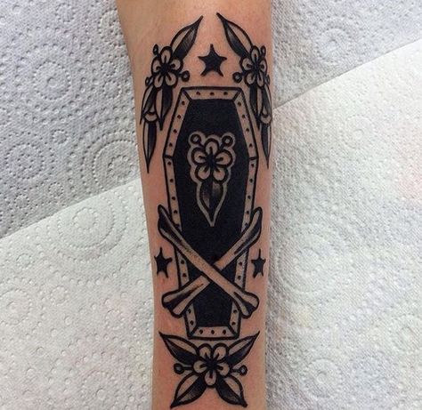 coffin tattoo Traditional Tattoo Coffin, Coffin Tattoo, Girly Goth, Shin Tattoo, Traditional Style Tattoo, Goth Tattoo, Outline Tattoo, Perfect Tattoo, Spooky Tattoos