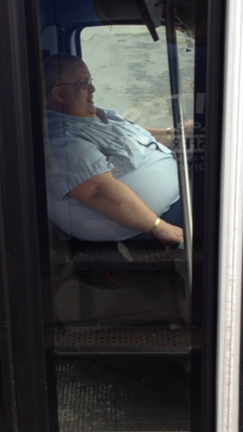 The fattest bus driver I've ever seen. I took this picture myself! Chubby Guy, Notes To Parents, Bear Men, Kids Behavior, Bus Driver, Bus Stop, Say Something, School Bus, Kind Words