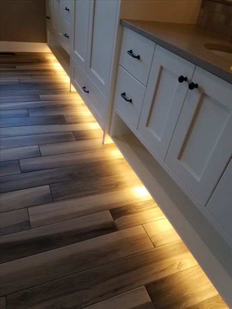 under cabinet lighting Lights Underneath Kitchen Cabinets, Under Cabinet Floor Lighting, Kitchen Underlighting, Under Cabinet Bathroom Lighting, Above Cabinet Lighting, Kitchen Cabinet Lighting, Kitchen Under Cabinet Lighting, Light Kitchen Cabinets, Alexander Home